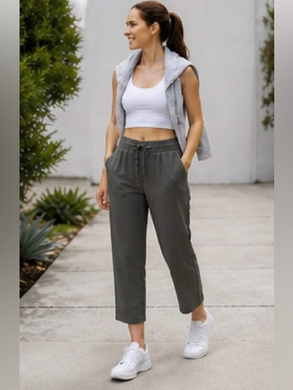 Women's Olive lululemon Drawstring Casual Crop On The Fly Pants